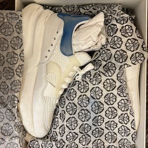 🔥Alexander McQueen Runner Sneaker with original box